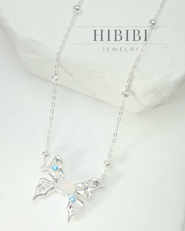 純銀バタフライネックレス